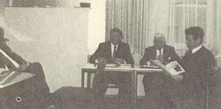 So sah es aus bei den 10. Würzburger KV-Tagen: Ein Dreigestirn des Kartellverbandes – Pater Norbert Reus SAC (Bv, E d Moe-Stg, E d Arm, E d Al), Rudolph Kawohl (Pr, E d Car, E d Eh-Bor, E d Gro-Lu, E d Fr-S+Ebg, E d Bor, E d Ask-Bg), Dr. jur. Elmar Kammerloher (Ale) (v. l. n. r.) So sah es aus bei den 10. Würzburger KV-Tagen: Ein Dreigestirn des Kartellverbandes – Pater Norbert Reus SAC (Bv, E d Moe-Stg, E d Arm, E d Al), Rudolph Kawohl (Pr, E d Car, E d Eh-Bor, E d Gro-Lu, E d Fr-S+Ebg, E d Bor, E d Ask-Bg), Dr. jur. Elmar Kammerloher (Ale) (v. l. n. r.)